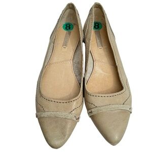 Frye • NWT Alicia pointed leather flats • Women's 8